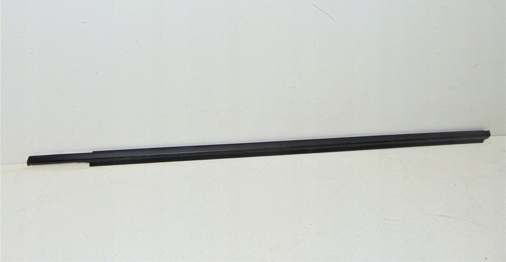NEW Genuine Suzuki SWIFT 2011-2016 Window Door Moulding FRONT LEFT 5dr 83821-68L00