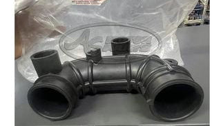 NEW Genuine Suzuki SPLASH Air Box Rubber Pipe Hose 13881-51KA0