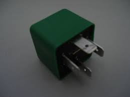 NEW Genuine Suzuki SWIFT 2005-11 1.3D FUEL HEAT RELAY 38860-85E10