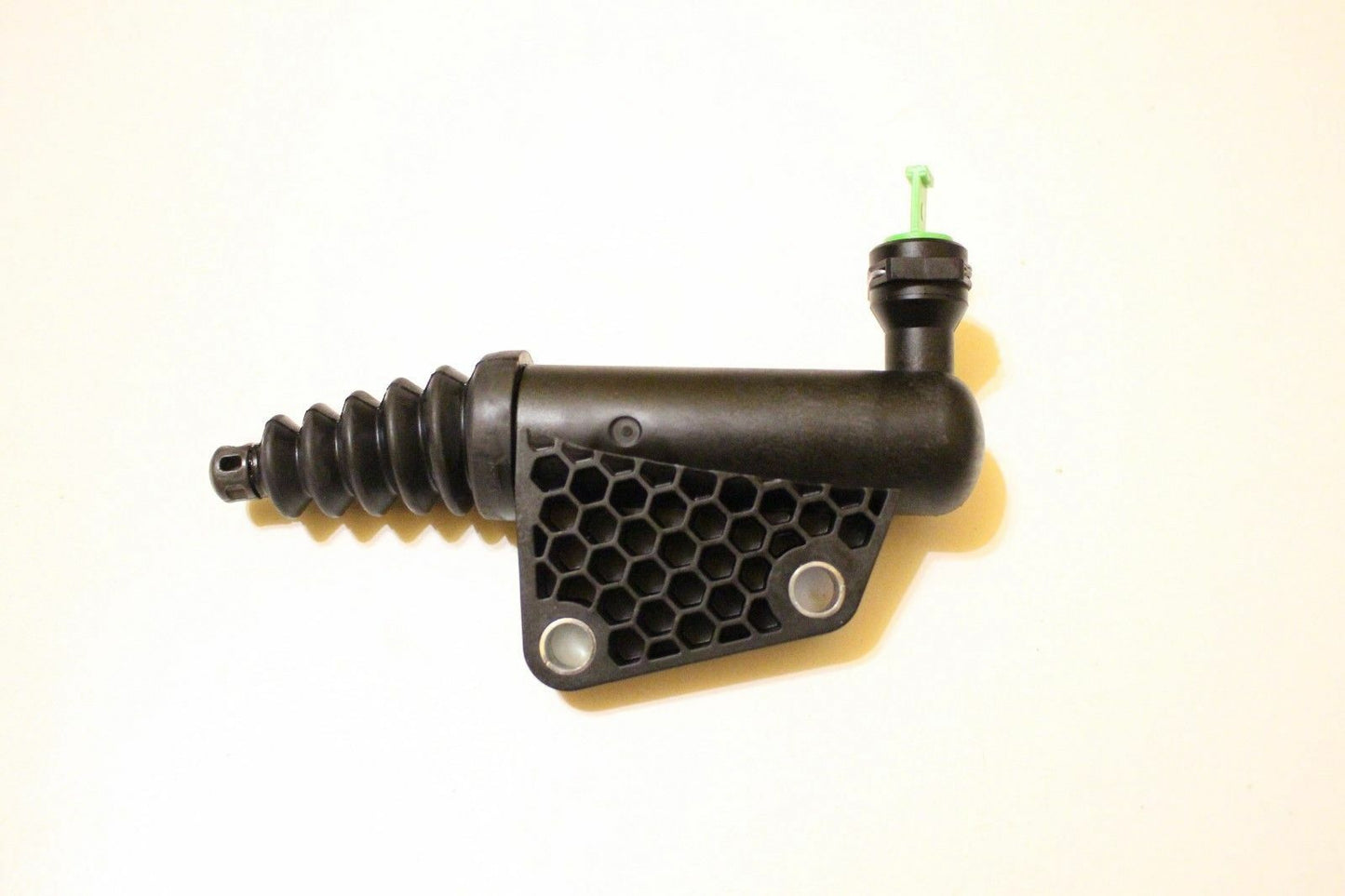 NEW Genuine Suzuki SWIFT Clutch Slave Cylinder 23820-63J01 2005-2011 1.3 1.5 1.6