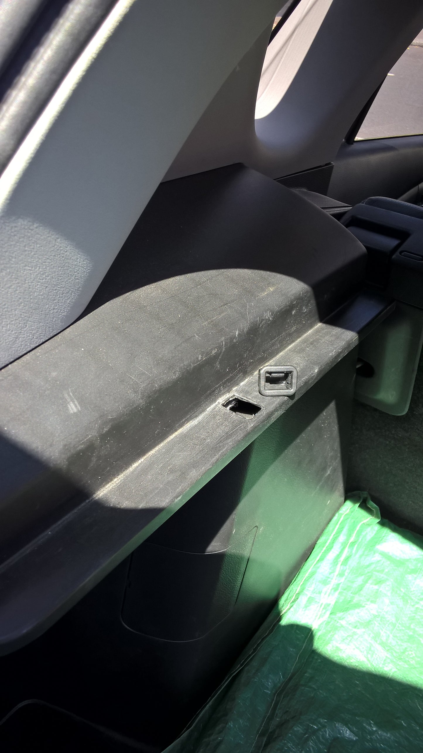 NEW Genuine Suzuki S-Cross Parcel Shelf CLIP HOLDER Plastic 75466-54L00