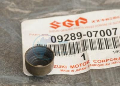 1x NEW Genuine Suzuki Valve Stem Oil Seal 09289-07007