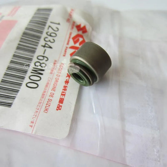 1x NEW Genuine Suzuki SWIFT SPORT 1.4 Valve Stem Oil Seal 12934-68M00