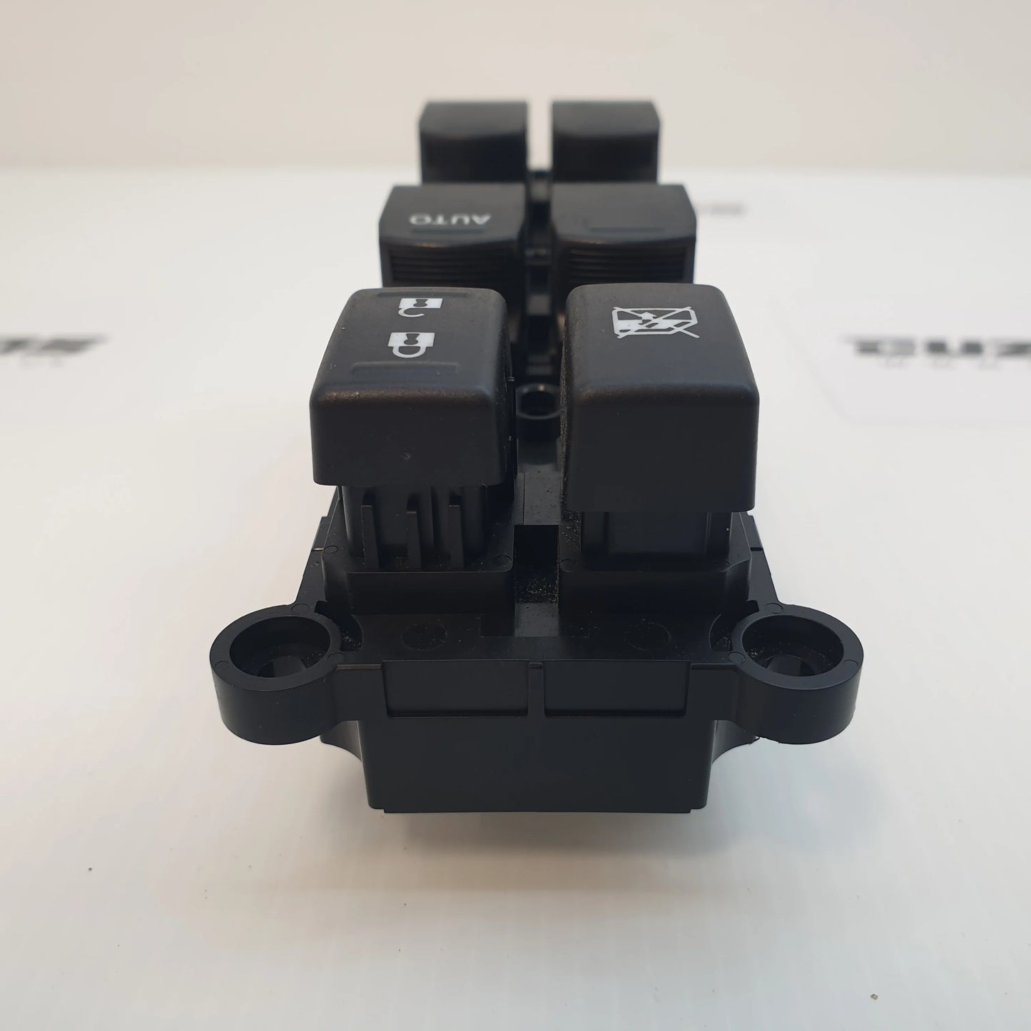 NEW Genuine Suzuki IGNIS Window Switch RIGHT 37990-62R32