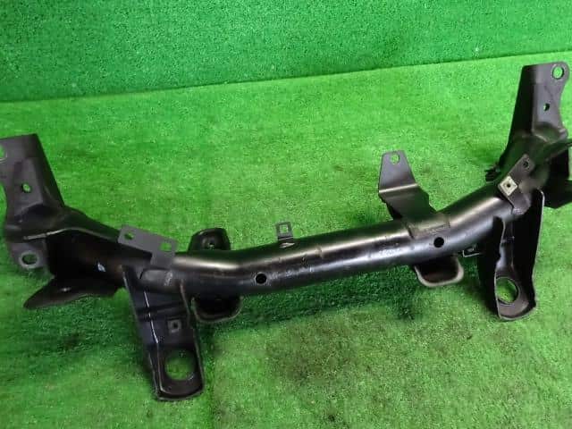 NEW Genuine Suzuki CARRY VAN 1.3 Suspension Sub Frame Front 45910-60H02