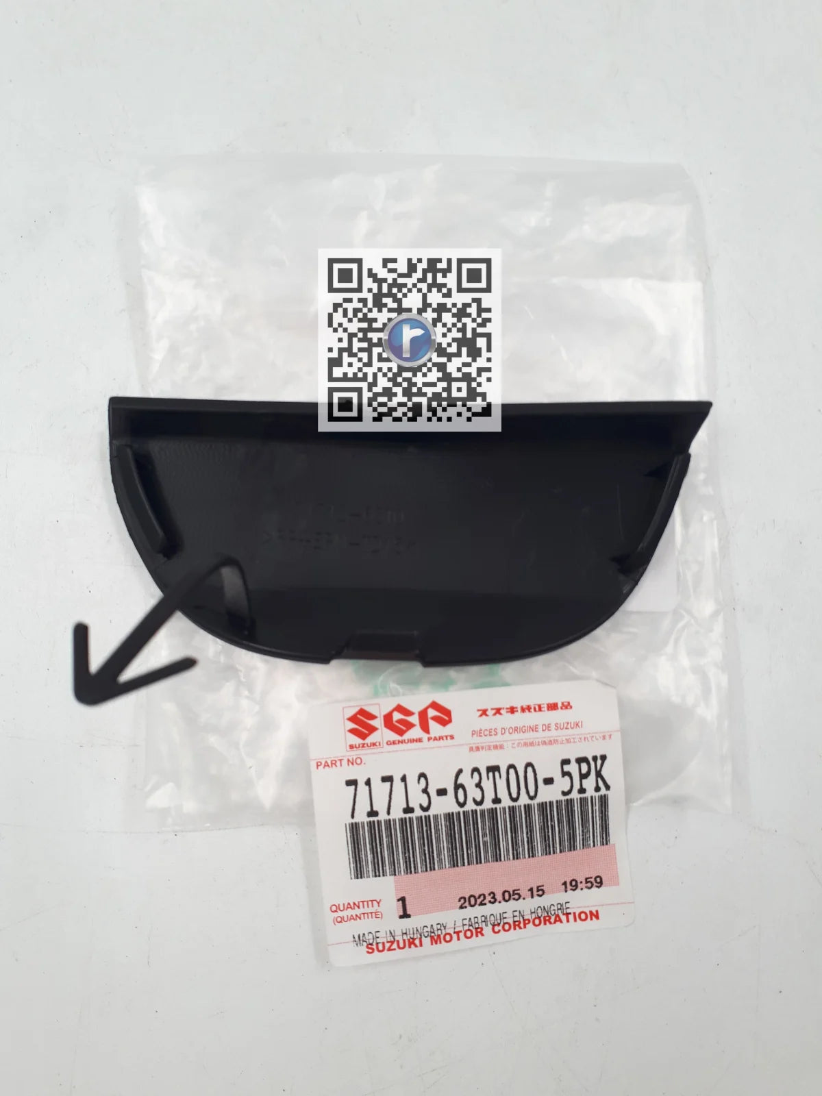 NEW Genuine Suzuki S-CROSS 2022-On Tow Eye Cover Clip Cap UNPAINTED 2 Part item