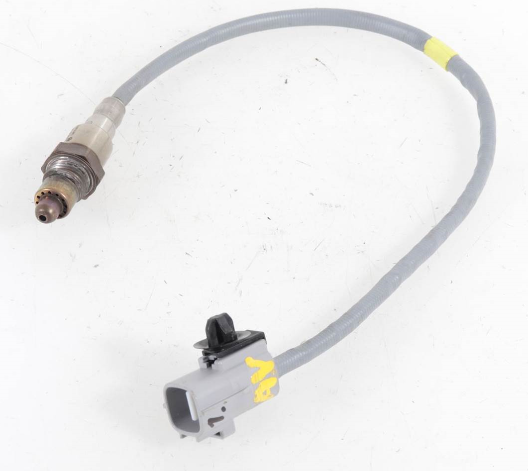 NEW Genuine Suzuki Vitara O2 Oxygen Lambda Sensor Manifold Cat Bank 1 18213-60RA1