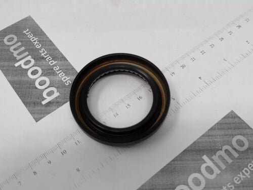 2x NEW Genuine Suzuki SWIFT SPLASH 1.2 AUTO Driveshaft Gearbox Diff Oil Seal PAIR 27611-68L10 27612