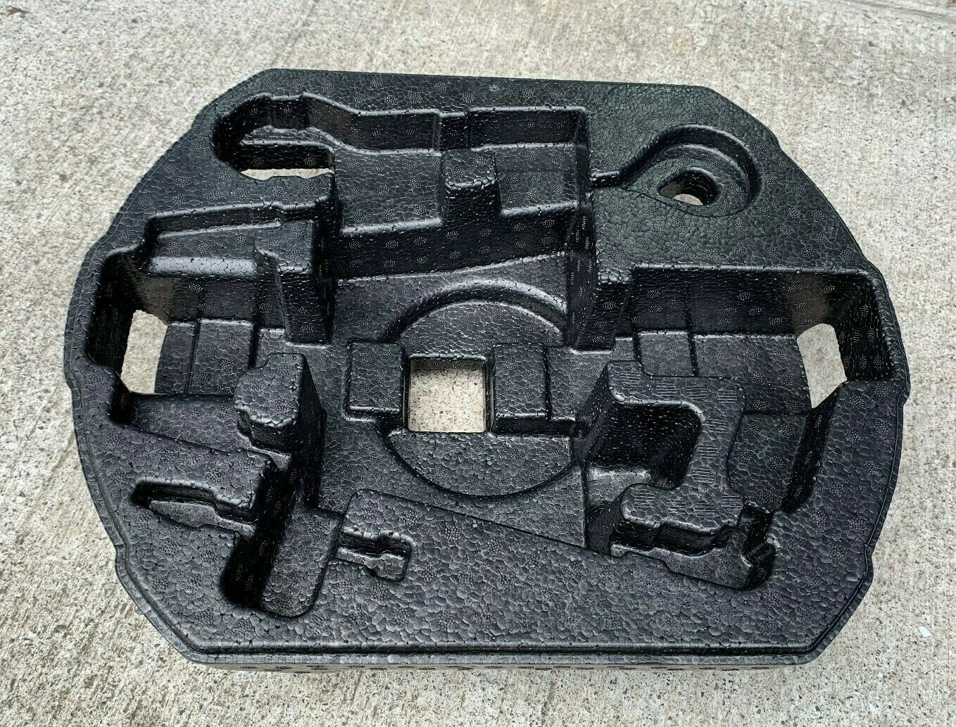 NEW Genuine Suzuki VITARA Spacesaver Spare Wheel Polystyrene INSERT 75481-61M00