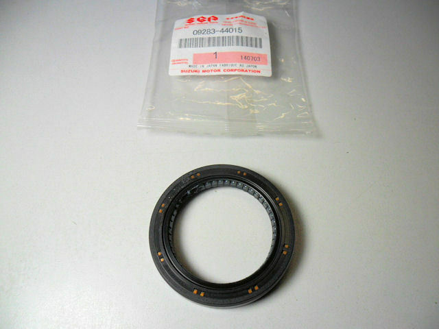 NEW Genuine Suzuki GRAND VITARA Gearbox Box PROP Oil Seal 09283-44015