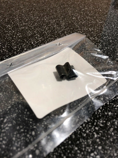 NEW Genuine Suzuki SWIFT 2010-16 Parcel Shelf METAL CLIP STRING HOLDER 88921-61P00