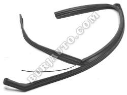 Genuine Suzuki ALTO 2004 Front Right WINDOW RUNNER RUBBER 83661M77G00